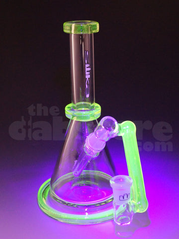 Silika Glass Illuminati Flat Base Beaker